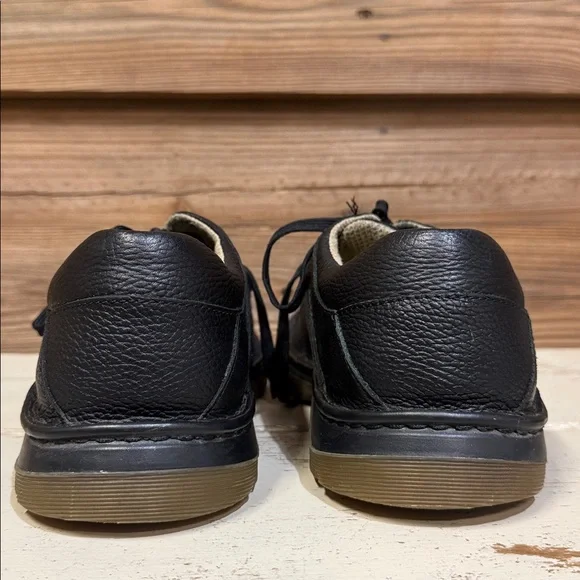 Dr.Martens 1194 Leather Oxfords display picture 1